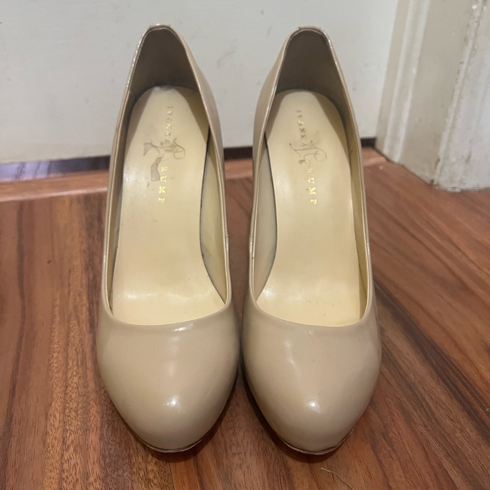 Nude Patent Round Toe Pumps 9.5